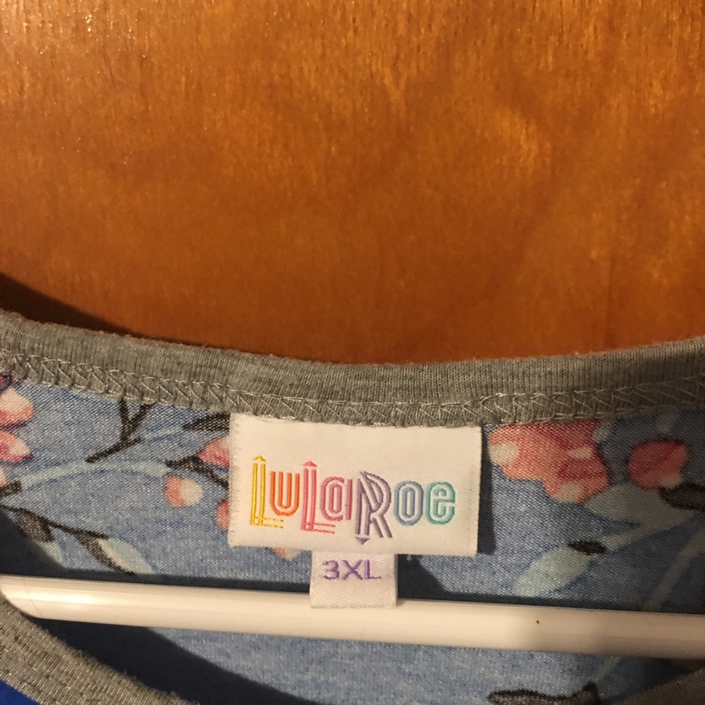 Lularoe Randy size 3xl - Picture 2 of 2